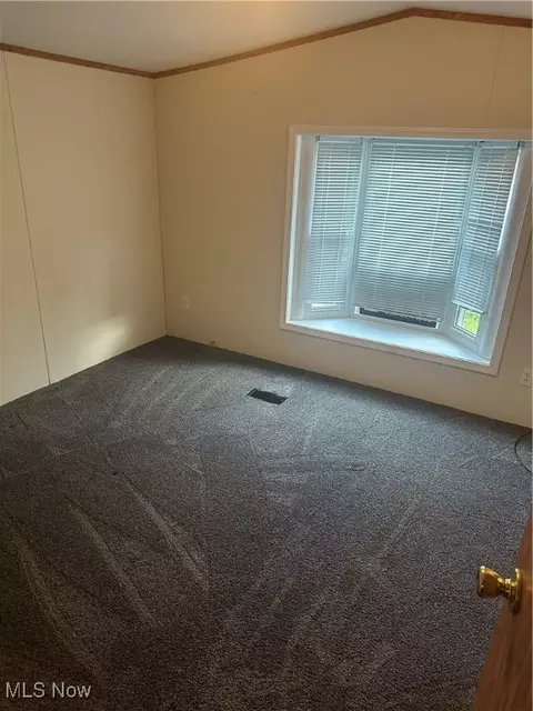 Bedroom - 166 Brook Dr, Brookfield, OH 44403 photo 2 of 3
