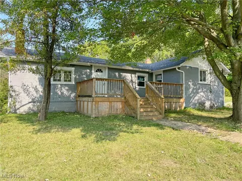 2608 Cherry Hill Ave, Youngstown, OH 44509