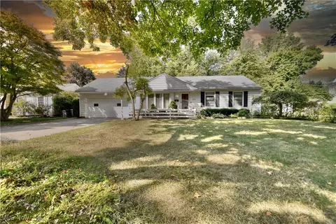 8102 Midland Rd, Mentor, OH 44060