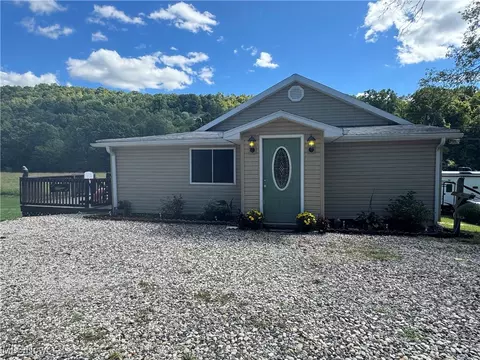 1480 Jerrys Run Rd, Belleville, WV 26133