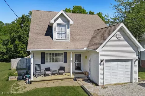 921 Forest Dr, Mansfield, OH 44905