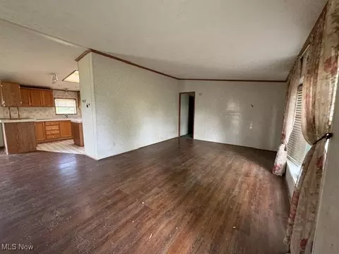 8089 Giddings, Rootstown, OH 44272 photo 5