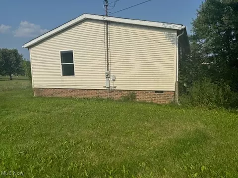 8089 Giddings, Rootstown, OH 44272 photo 3