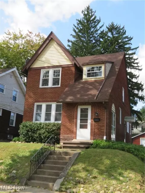568 St Leger Ave, Akron, OH 44305