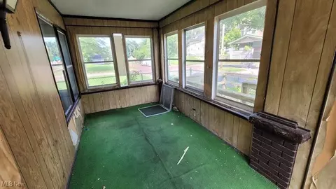Exterior - 48 Uhler Ave, Akron, OH 44310 photo 3 of 5