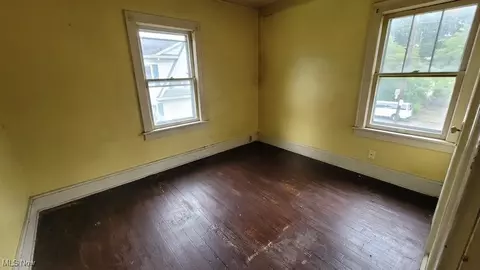 Bedroom - 48 Uhler Ave, Akron, OH 44310 photo 1 of 4