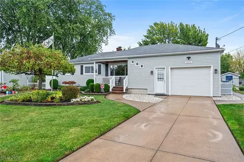 2909 Carmelita Ct, Lorain, OH 44052