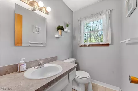 4359 Middle Ridge Rd, Perry, OH 44081 photo 8