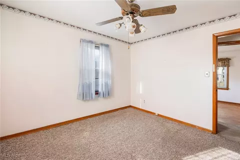 Bedroom - 297 Overlook Blvd, Struthers, OH 44471 photo 2 of 7