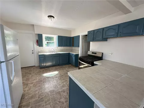 Kitchen - 502 W 54th St, Ashtabula, OH 44004 photo 1 of 2