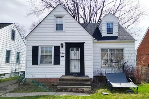 13221 Highlandview Ave, Cleveland, OH 44135