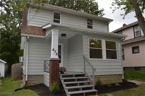 672 Lakemont Ave, Akron, OH 44314