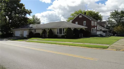 3800 Collins Way, Weirton, WV 26062