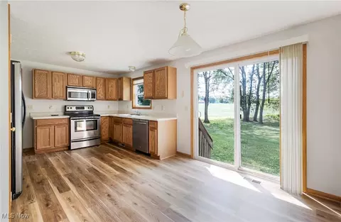 2254 S Hametown Rd, Copley, OH 44321 photo 14