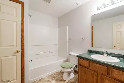 2254 S Hametown Rd, Copley, OH 44321 photo 32