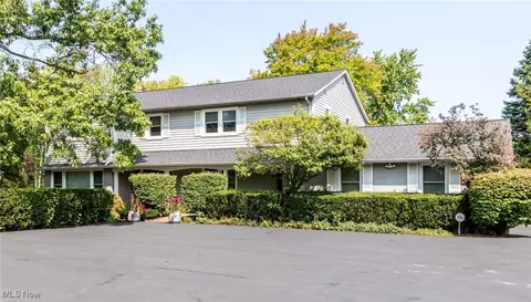 28123 S Woodland Rd, Pepper Pike, OH 44124