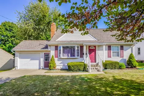 4829 15th St SW, Canton, OH 44710