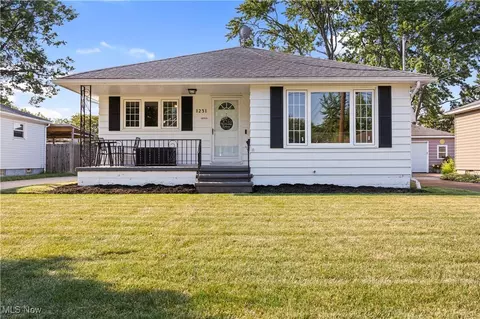 1231 W 28th St, Lorain, OH 44052