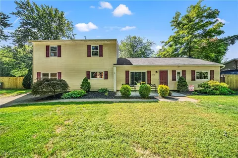 6078 Glasgow St, Madison, OH 44057