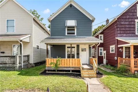 197 8th St NW, Barberton, OH 44203