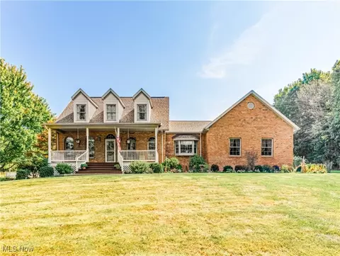 9271 Hubbard Valley Rd, Seville, OH 44273