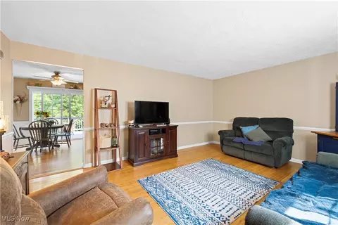 9071 Jackson St, Mentor, OH 44060 photo 8