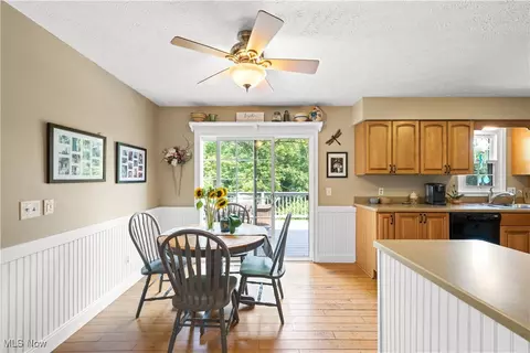 9071 Jackson St, Mentor, OH 44060 photo 18