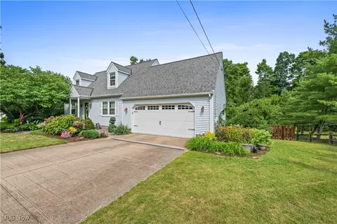 9071 Jackson St, Mentor, OH 44060 photo 3