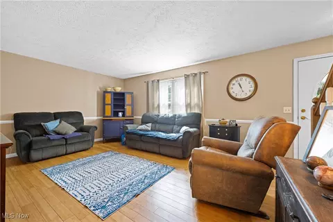 9071 Jackson St, Mentor, OH 44060 photo 6