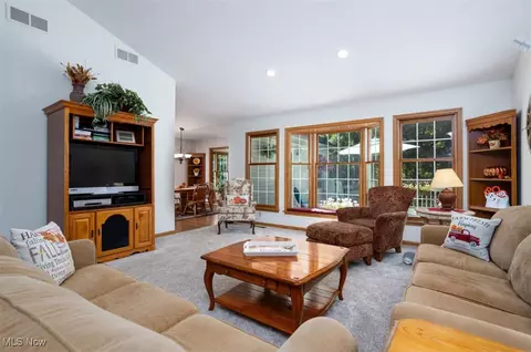 818 Wall Rd, Wadsworth, OH 44281 photo 22