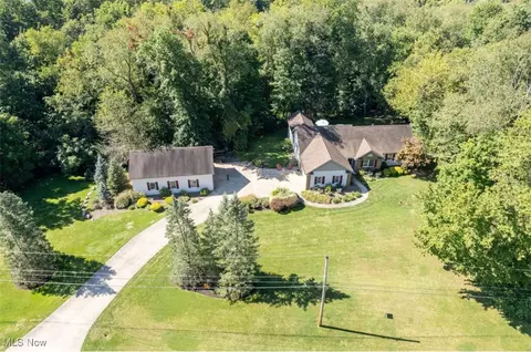 818 Wall Rd, Wadsworth, OH 44281 photo 3