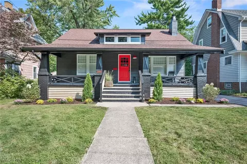1395 Ardoon St, Cleveland Heights, OH 44121