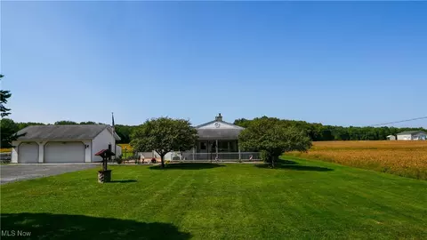 6677 Fee Rd, Rome, OH 44085