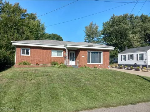 145 Fairlawn Ave SW, Massillon, OH 44646