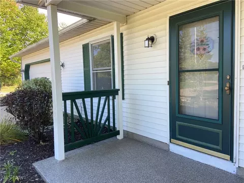 16291 Burrows Rd, Thompson, OH 44086 photo 4