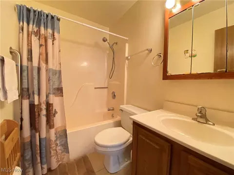16291 Burrows Rd, Thompson, OH 44086 photo 13