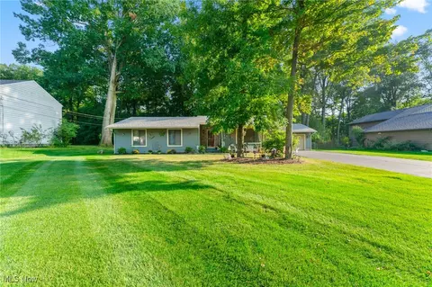 1170 Timbercrest St, Liberty, OH 44505