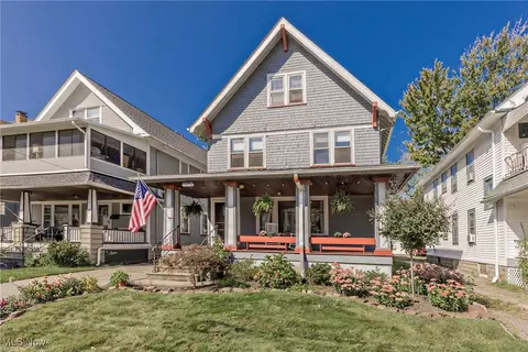 1212 Warren Rd, Lakewood, OH 44107