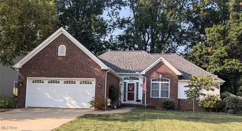 40004 Ryan Ct, Elyria, OH 44035