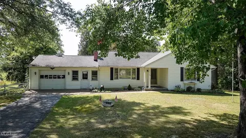 755 Sandy Lake Rd, Kent, OH 44240