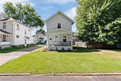 919 Seneca St NE, Massillon, OH 44646