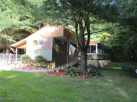 584 Dodgeville Rd, Rome, OH 44085
