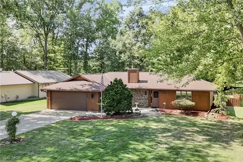 5076 N Barton Rd, North Ridgeville, OH 44039