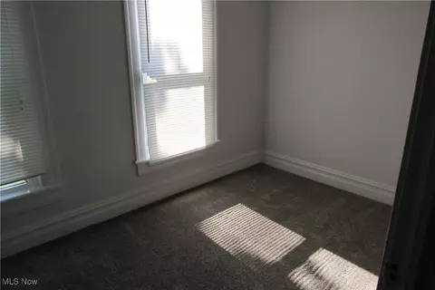 Bedroom - 1552 W 8th St, Ashtabula, OH 44004 photo 2 of 3