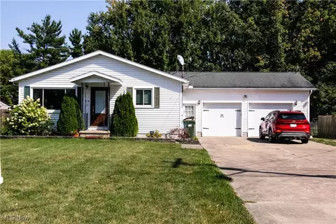 419 Prospect St, Wellington, OH 44090