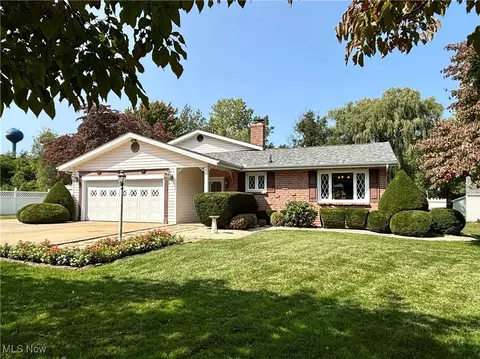 548 Creek Rd, Conneaut, OH 44030