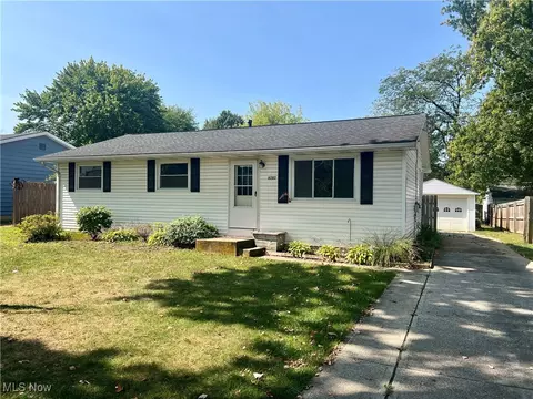 6282 Cornell Ave, North Ridgeville, OH 44039