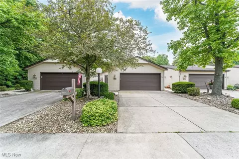 32889 Mills Rd, North Ridgeville, OH 44039