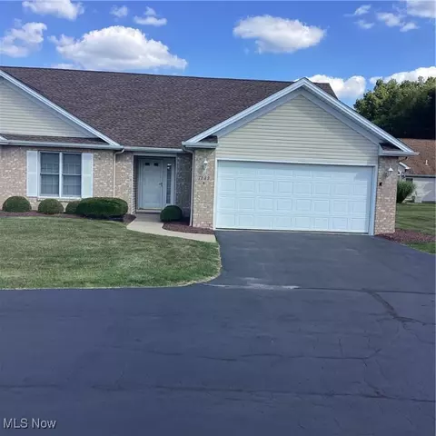 7729 Crimson Trl # -B, Boardman, OH 44512