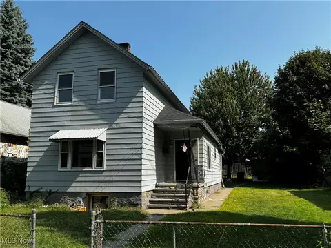 7503 Spafford Rd, Cleveland, OH 44105